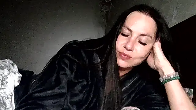 JulianaGold1 online show from May 24, 2026, 9:26 pm