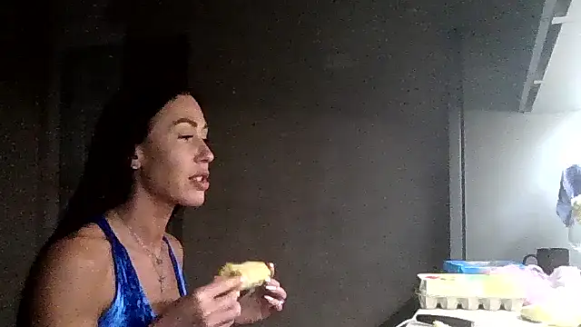 JulianaGold1 online show from September 14, 2025, 7:47 pm