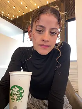 alana15 online show from October 11, 2025, 9:27 pm