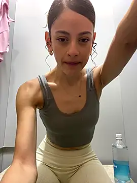 alana15 online show from October 12, 2025, 2:07 pm