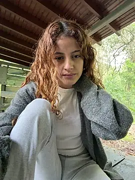 alana15 online show from February 3, 2026, 3:50 pm