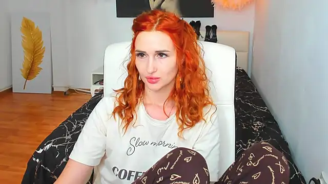 Snapshot of Red_Fairy_ chatting on June 18, 2026, 6:23 am Red Fairy online show from June 18, 2026, 6:23 am