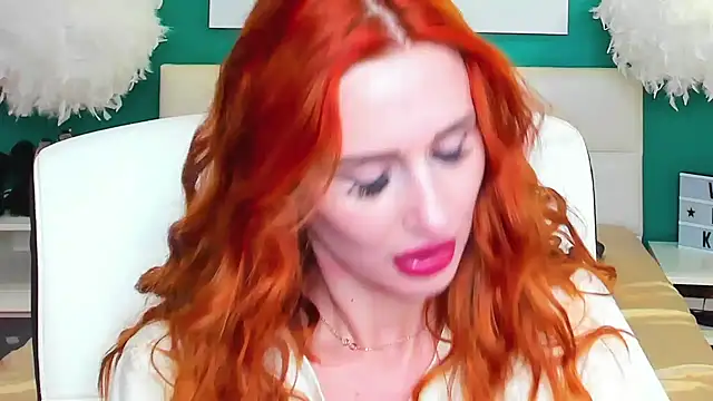 Snapshot of Red_Fairy_ chatting on June 25, 2026, 6:18 am Red Fairy online show from June 25, 2026, 6:18 am