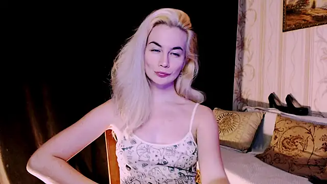 xxxcharismaaa online show from November 24, 2025, 5:46 pm