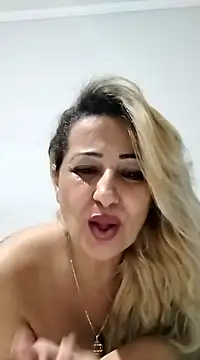 Snapshot of vivifernades chatting on March 1, 2025, 1:22 am vivifernades online show from March 1, 2025, 1:22 am