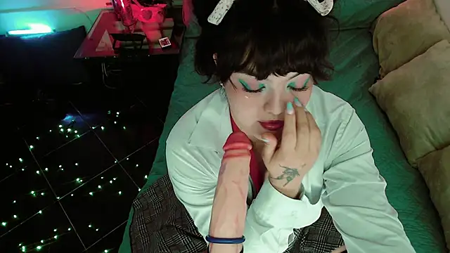 alexa11  online show from March 3, 2025, 10:20 pm