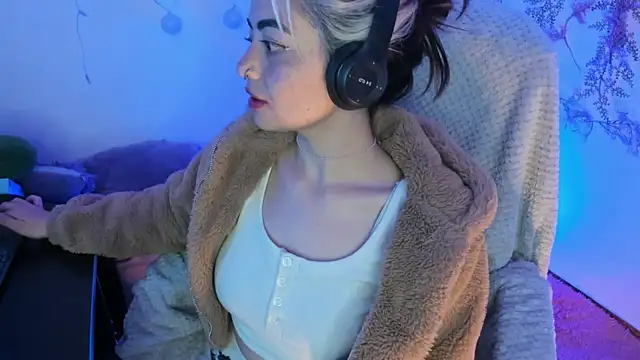 Snapshot of Sammysammy_ chatting on January 31, 2025, 3:09 am Sammysammy online show from January 31, 2025, 3:09 am