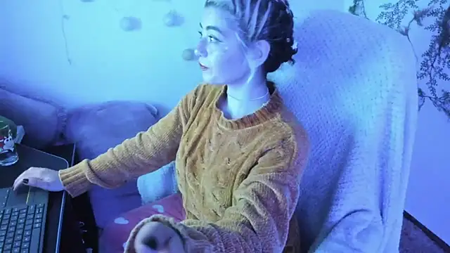 Snapshot of Sammysammy_ chatting on January 29, 2025, 4:05 am Sammysammy online show from January 29, 2025, 4:05 am