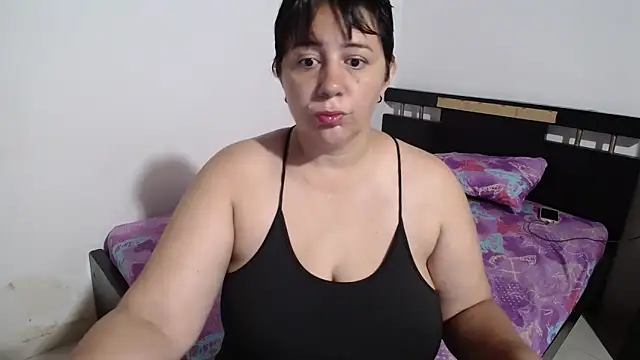 Snapshot of sexxy_ticki chatting on November 24, 2025, 9:37 pm sexxy ticki online show from November 24, 2025, 9:37 pm