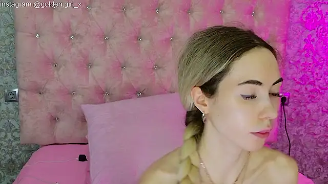 Snapshot of Akilla_Queen chatting on February 1, 2026, 2:10 am Akilla Queen online show from February 1, 2026, 2:10 am