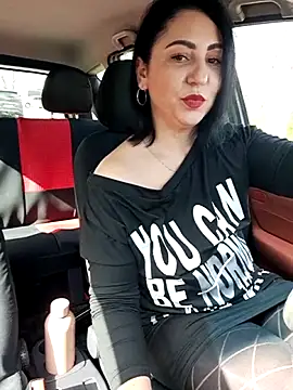 charrlote love online show from April 8, 2026, 1:01 pm