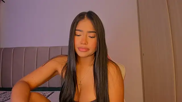 Snapshot of isa_bunny chatting on November 18, 2025, 4:16 am isa bunny online show from November 18, 2025, 4:16 am