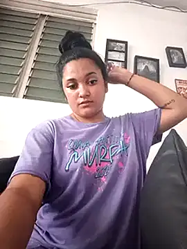 shayna all online show from March 7, 2025, 5:38 pm