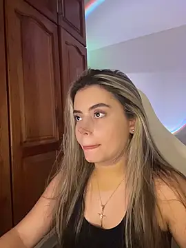 Snapshot of Miss_valeriaa chatting on July 1, 2026, 8:42 pm Miss valeriaa online show from July 1, 2026, 8:42 pm