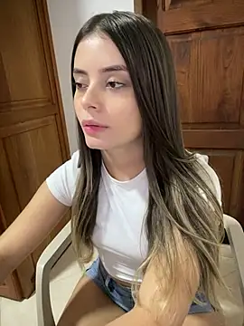 Miss valeriaa online show from February 8, 2025, 12:38 am