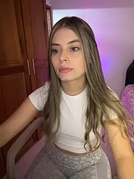 Miss valeriaa online show from February 28, 2025, 3:37 pm