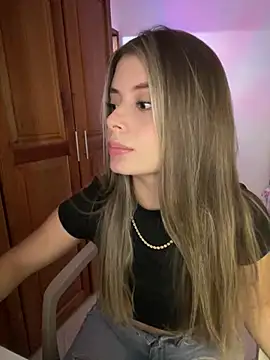 Miss valeriaa online show from March 15, 2025, 3:59 pm