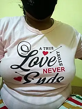 teddy-143 online show from December 17, 2025, 2:55 pm