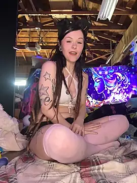 BlaizeyBBy online show from April 28, 2026, 6:45 pm