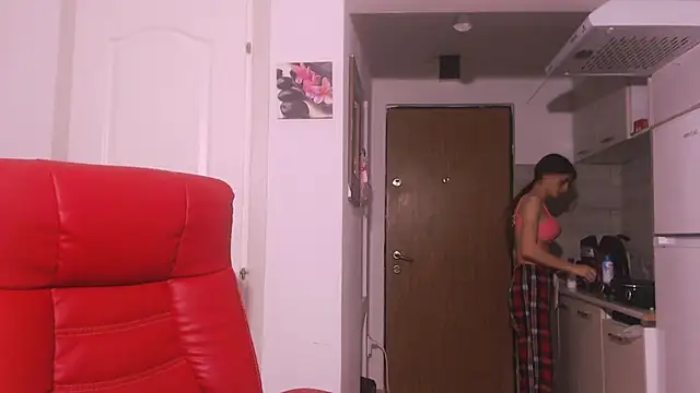 simyhvn online show from November 27, 2025, 6:14 am