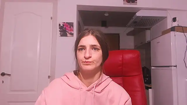 simyhvn online show from December 20, 2025, 9:23 am