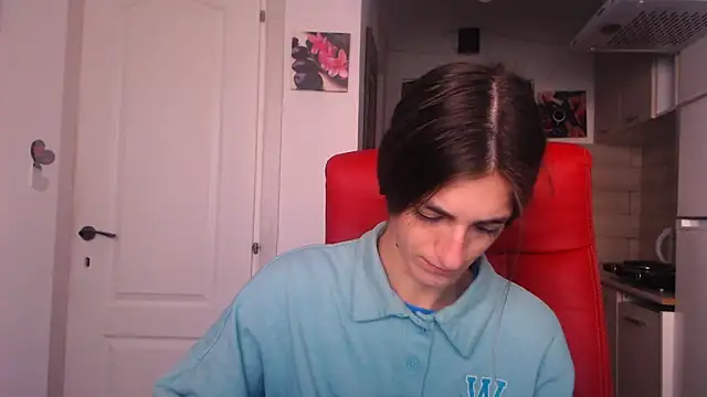 simyhvn online show from September 29, 2025, 5:47 am