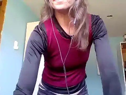 Snapshot of SexyRach75 chatting on July 13, 2026, 3:00 pm SexyRach75 online show from July 13, 2026, 3:00 pm
