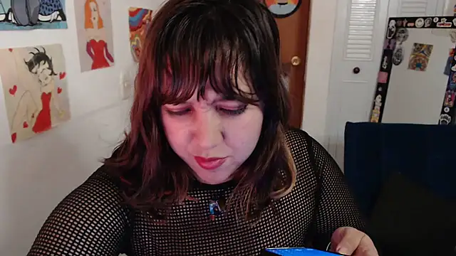soynanabela28 online show from June 18, 2026, 12:53 am