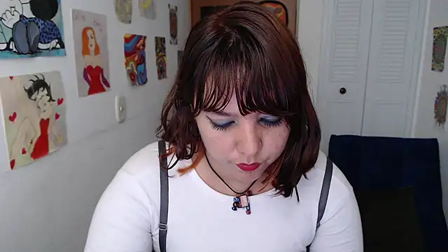 soynanabela28 online show from April 14, 2026, 6:24 pm