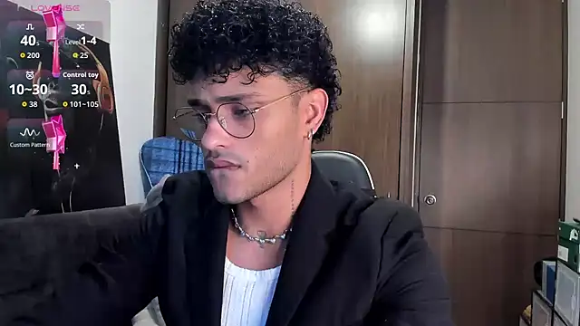 Alessandro Vanni online show from October 28, 2025, 8:41 pm