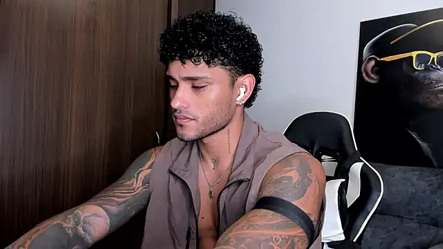 Alessandro Vanni online show from March 17, 2025, 2:08 am