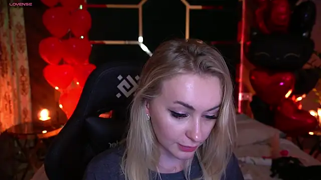 GraceCandy online show from February 18, 2025, 4:58 am