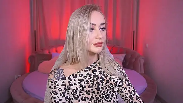 GraceCandy online show from October 3, 2025, 9:49 pm