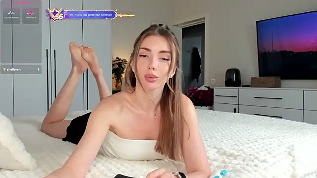  Miss Johansson  online show from September 10, 2025, 10:36 am