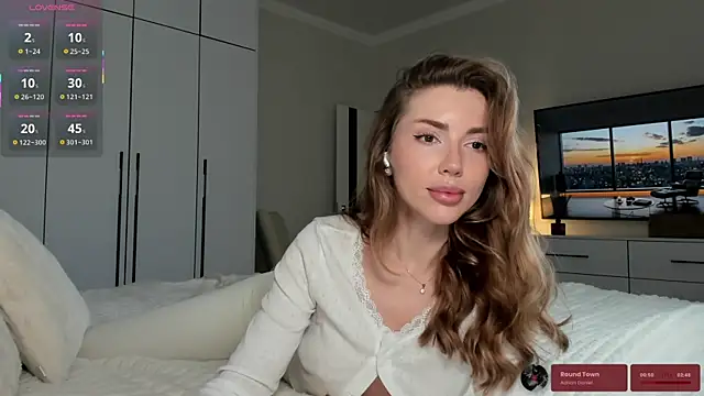  Miss Johansson  online show from October 24, 2025, 12:37 pm