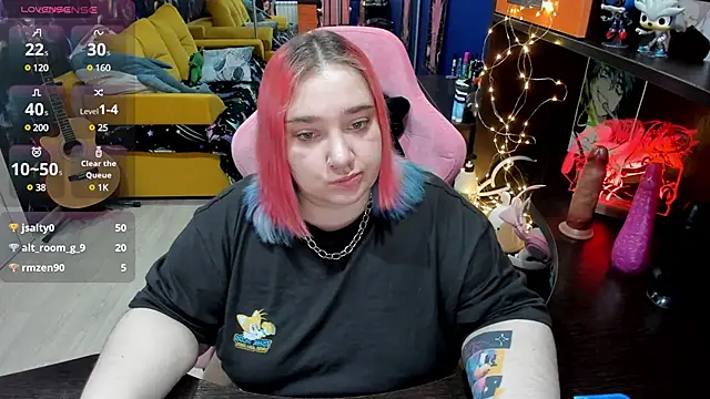 Softie Sofy online show from March 22, 2025, 10:28 am