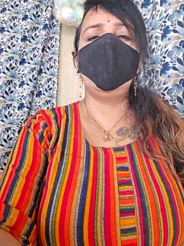 cute-tanvi online show from September 24, 2025, 1:57 am