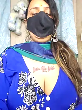 cute-tanvi online show from March 7, 2026, 1:12 am