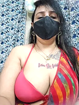 cute-tanvi online show from October 14, 2025, 11:58 pm