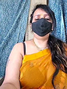 cute-tanvi online show from March 18, 2025, 8:50 am