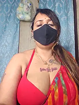 cute-tanvi online show from November 19, 2025, 1:22 pm