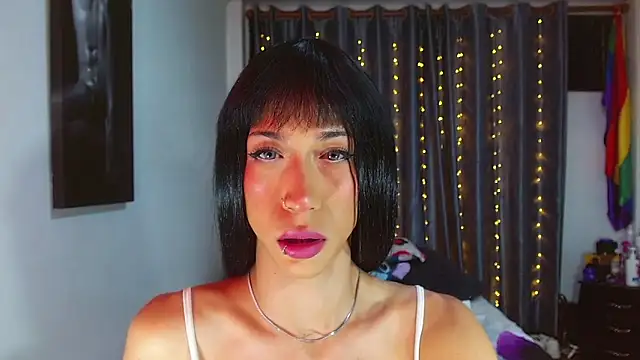 Kenisha Sweet online show from April 12, 2026, 12:03 am