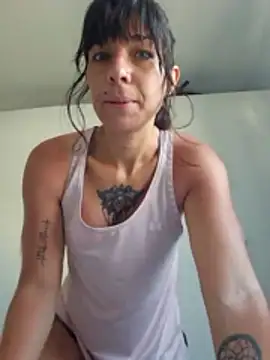 TassiTyne online show from November 28, 2025, 9:42 am