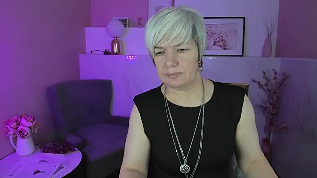 CarmenSoft online show from March 18, 2025, 12:19 am