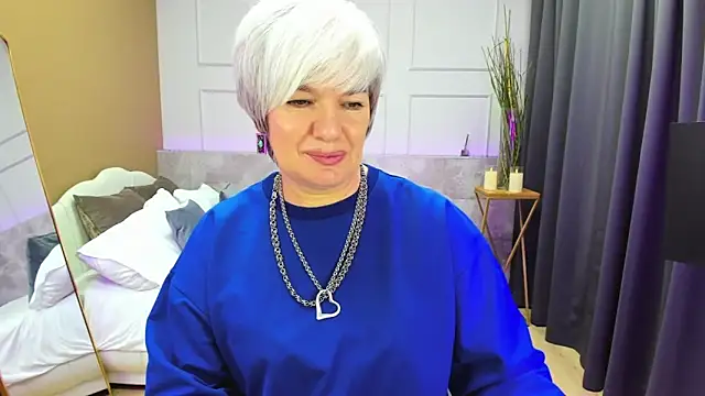 CarmenSoft online show from February 2, 2025, 8:51 pm