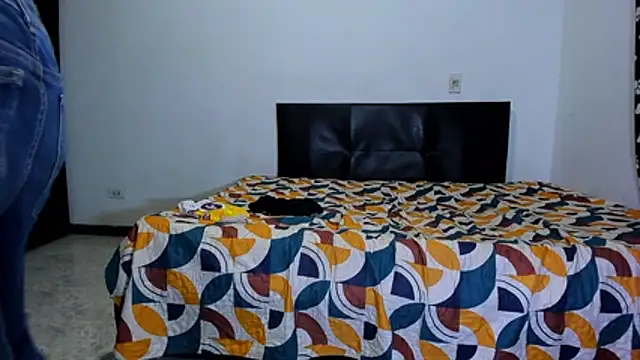 ares sexxx online show from February 18, 2026, 1:36 am