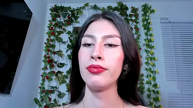 valeria gonzales  online show from February 21, 2025, 2:06 am