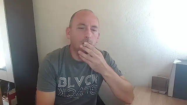 Johan   Barker online show from September 21, 2025, 9:36 am