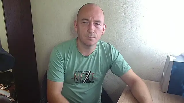 Johan   Barker online show from October 12, 2025, 10:49 am