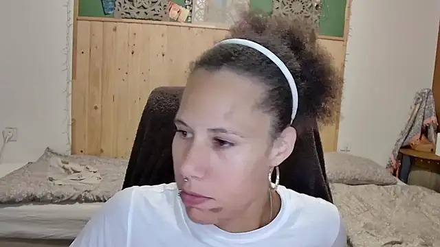 Snapshot of AaliyahHarris chatting on May 28, 2026, 6:03 pm AaliyahHarris online show from May 28, 2026, 6:03 pm